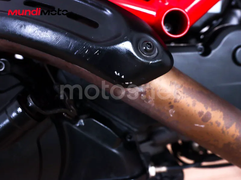 Ducati Hyperstrada - Vista 15