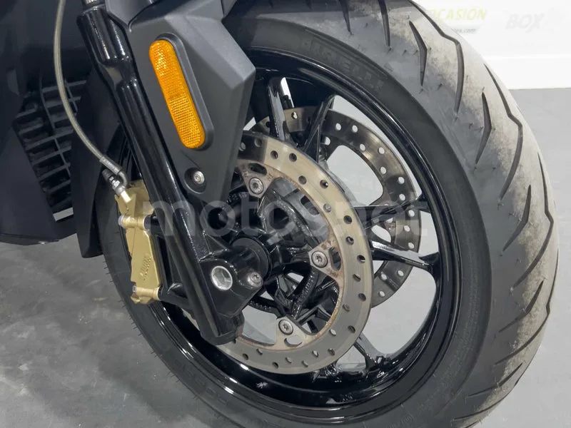BMW C 400 X - Vista 7