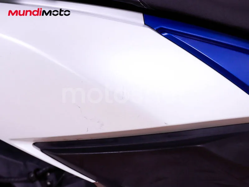 Honda Forza 125 - Vista 17