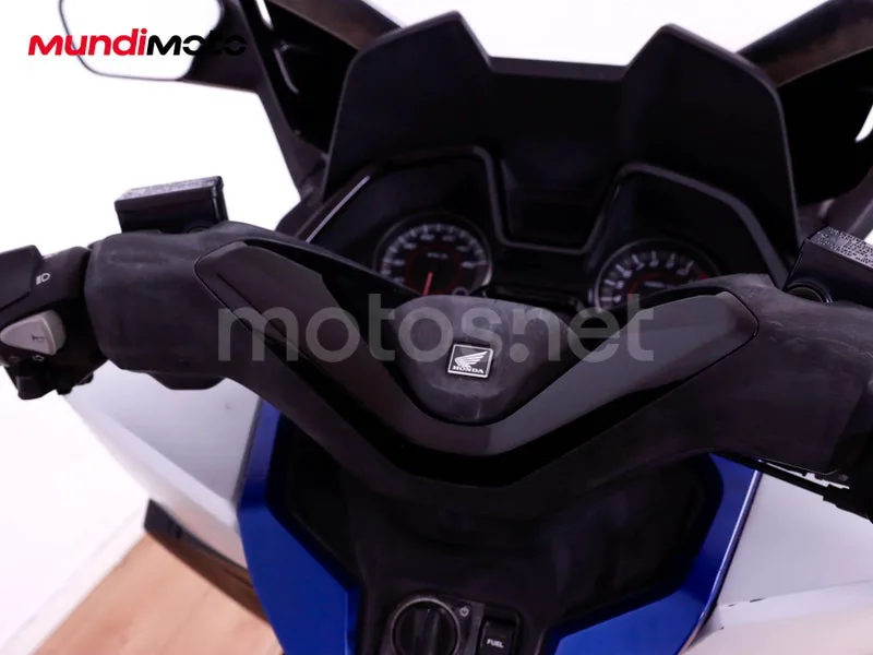 Honda Forza 125 - Vista 44