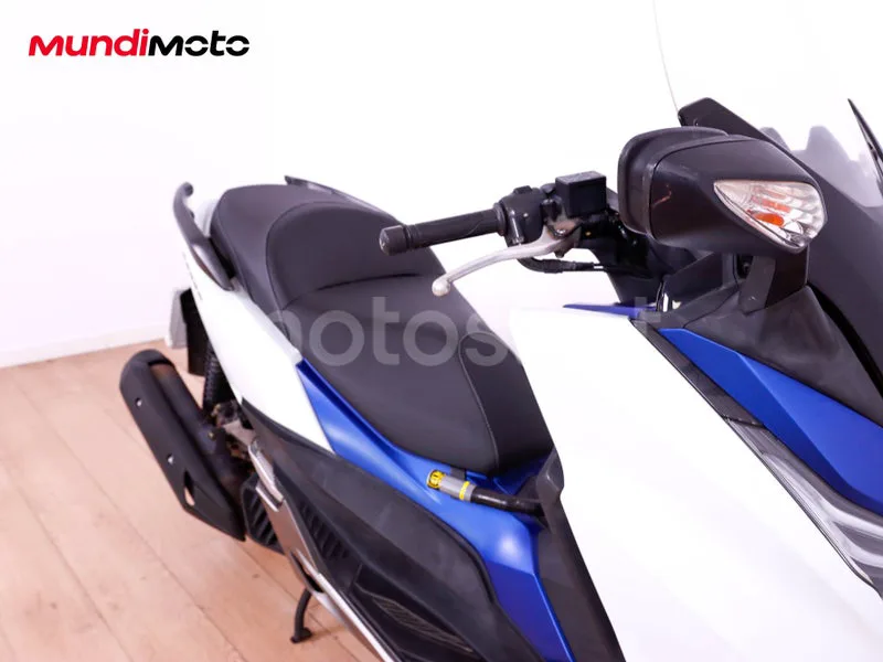 Honda Forza 125 - Vista 46