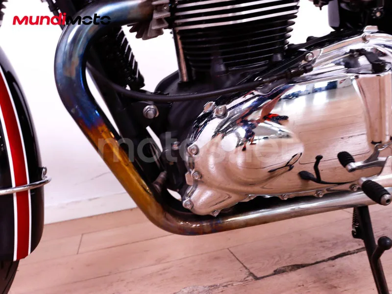 Triumph Bonneville T100 - Vista 15