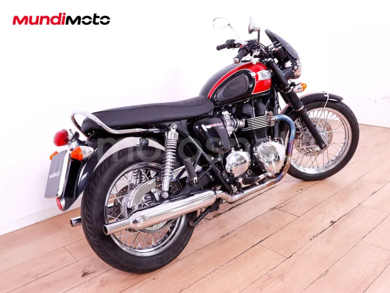 Triumph Bonneville T100 - Vista 3