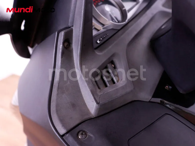 Kymco Xciting 400 - Vista 23