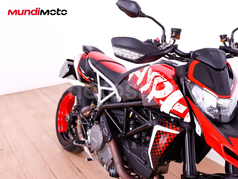 Ducati Hypermotard - Vista 22