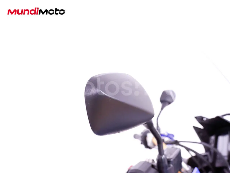 Honda CRF1000L Africa Twin - Vista 13