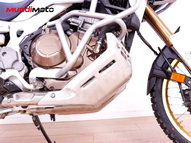 Honda CRF1000L Africa Twin - Vista 30