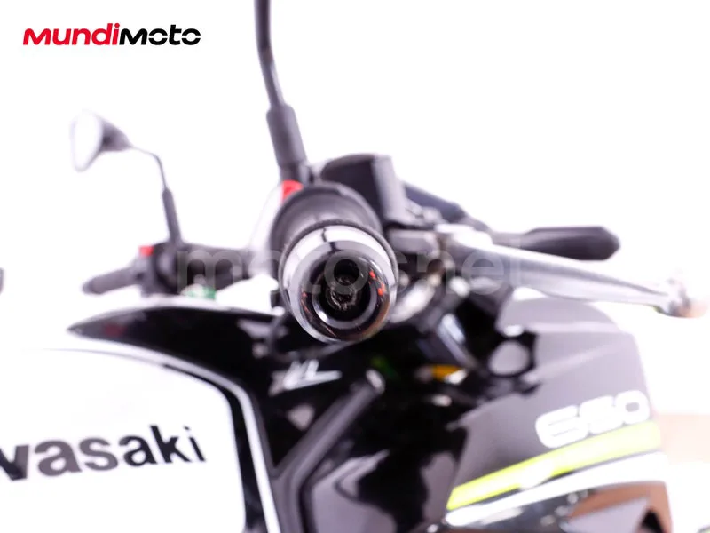 Kawasaki Z650 - Vista 29