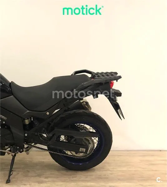 Suzuki V-Strom 650XT - Vista 8