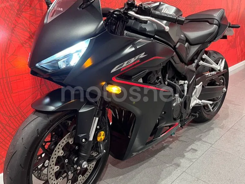 Honda CBR650R 9400 € 2025 Asturias - 2