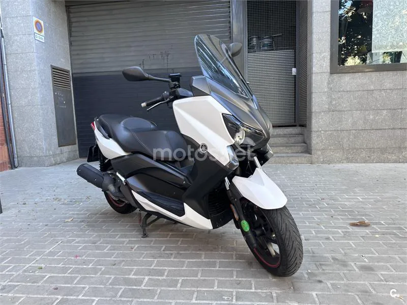 Yamaha XMAX 125 - Vista 5
