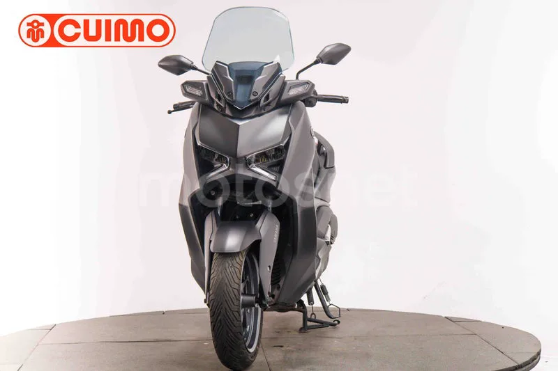 Yamaha XMAX 300 - Vista 10