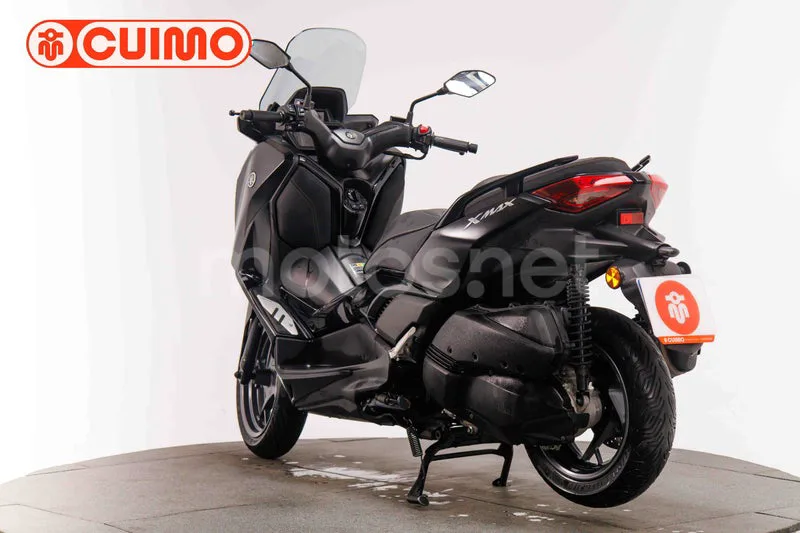 Yamaha XMAX 300 - Vista 11