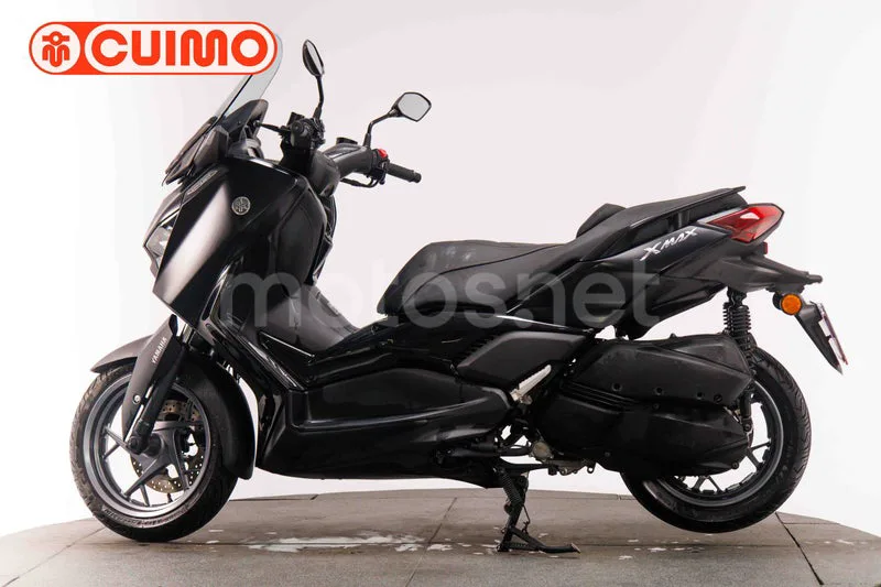 Yamaha XMAX 300 - Vista 14