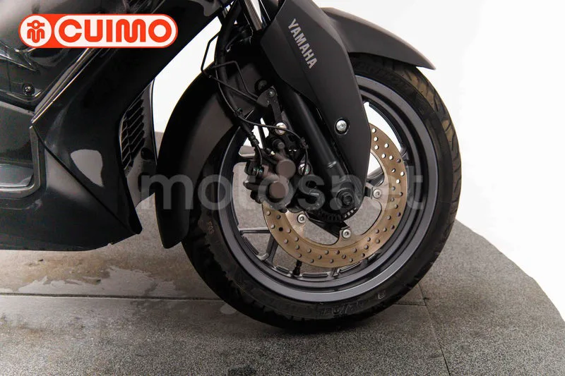 Yamaha XMAX 300 - Vista 20