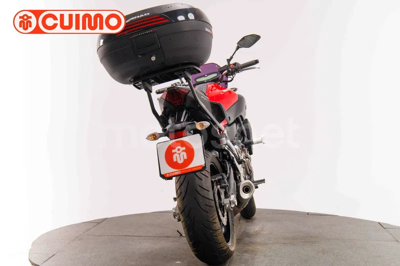 Yamaha MT-07 - Vista 9