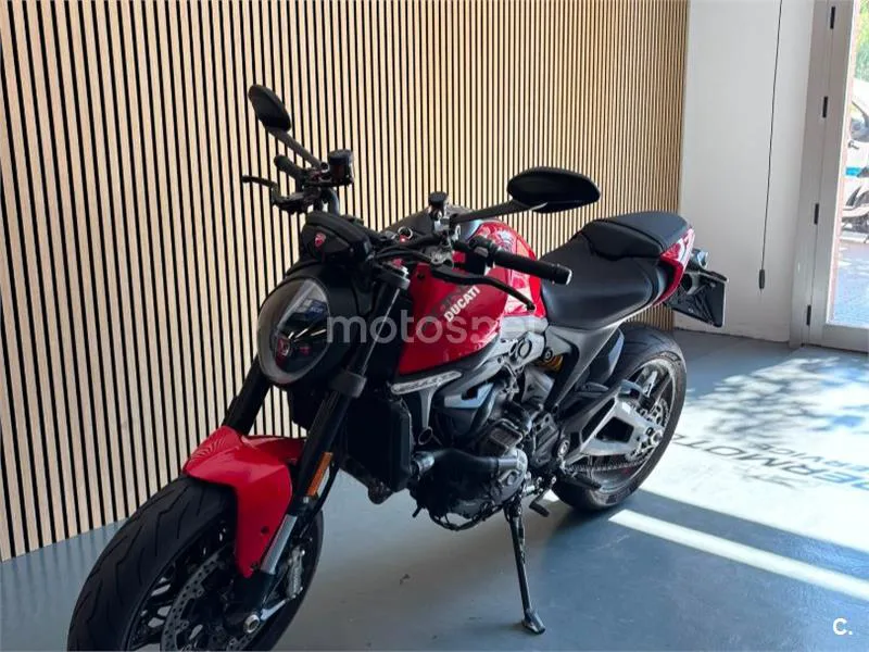Ducati Monster - Vista 8