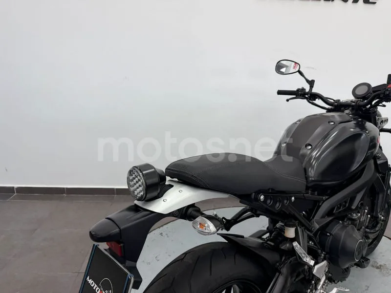 Yamaha XSR900 - Vista 5