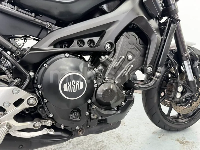 Yamaha XSR900 - Vista 7