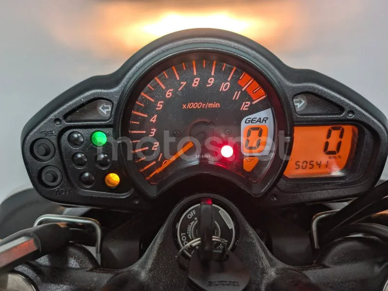 Suzuki Gladius 650 - Vista 11