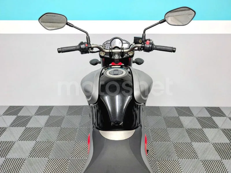 Suzuki Gladius 650 - Vista 8