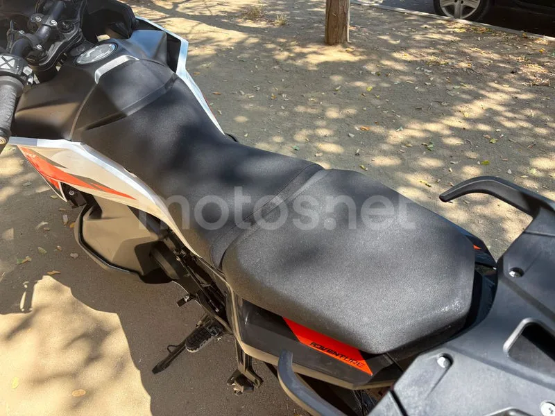 KTM 790 Adventure - Vista 16