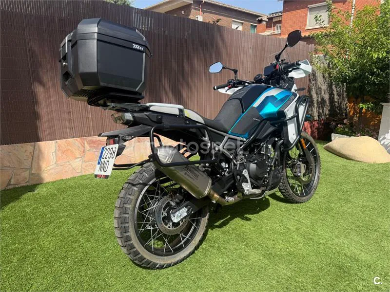 CFMOTO 450MT - Vista 3