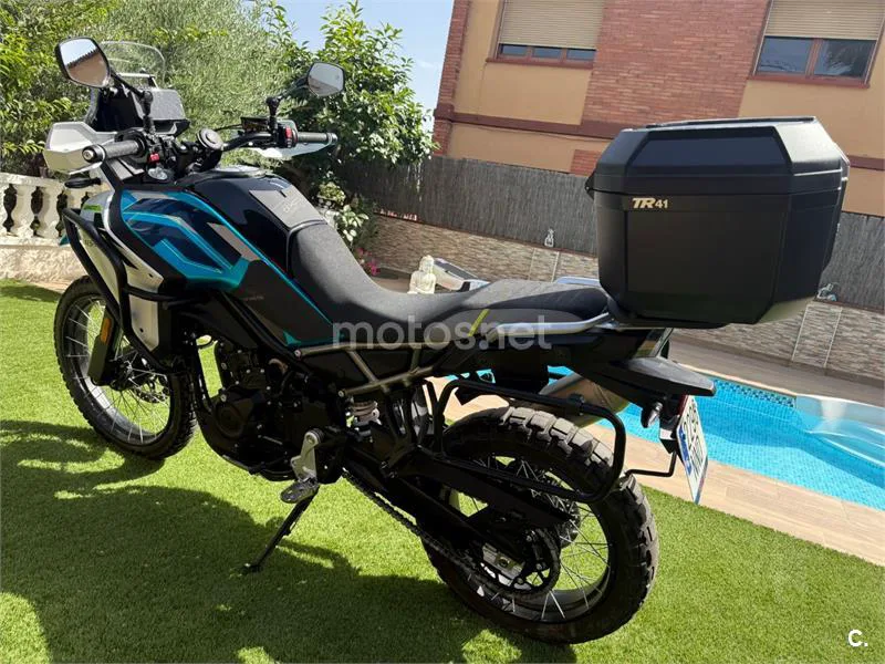 CFMOTO 450MT - Vista 4