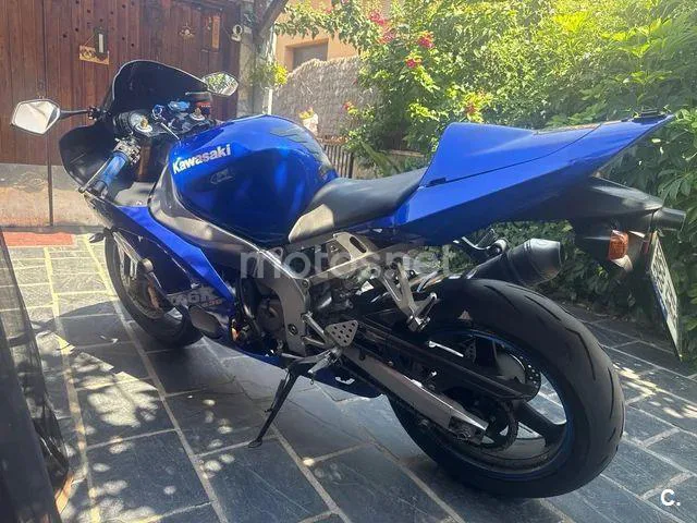 Kawasaki Ninja ZX-6R - Vista 5