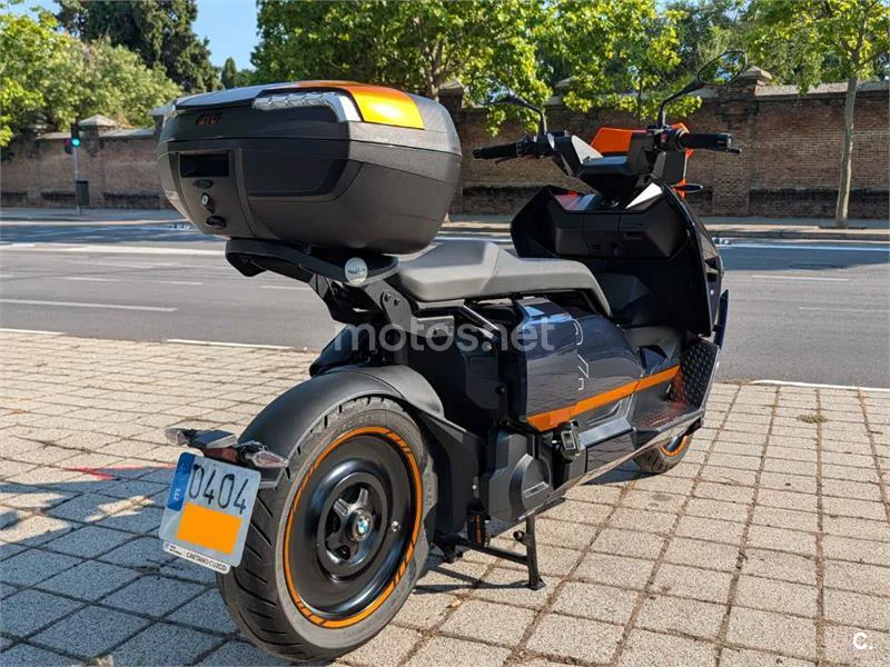 BMW CE 04 - Vista 4