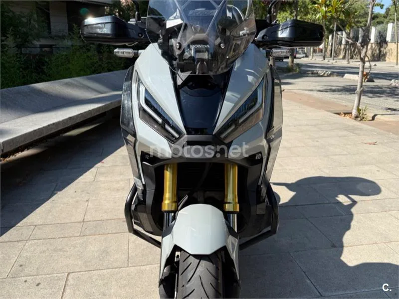 Honda X-ADV - Vista 3