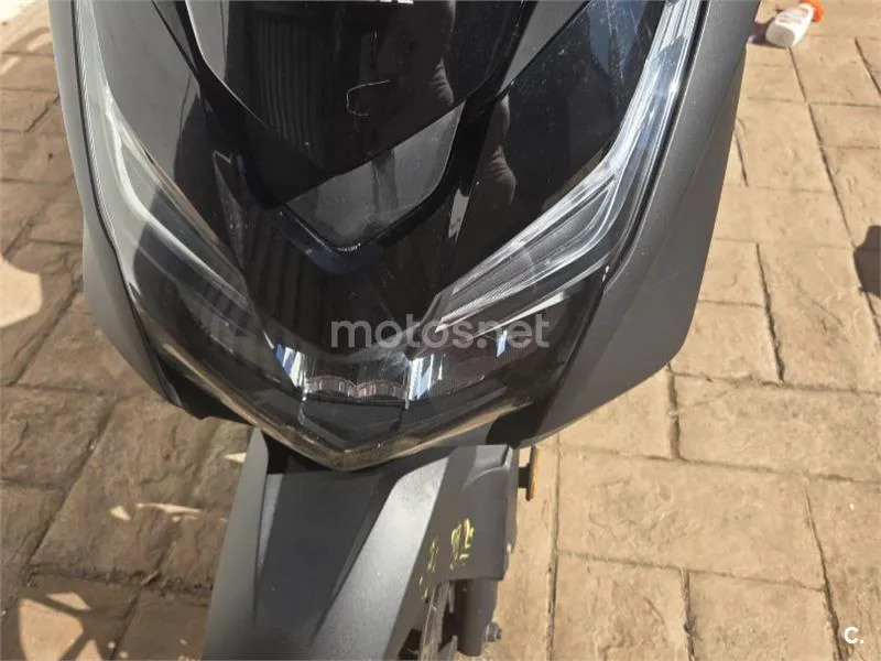 Honda Forza 125 - Vista 12