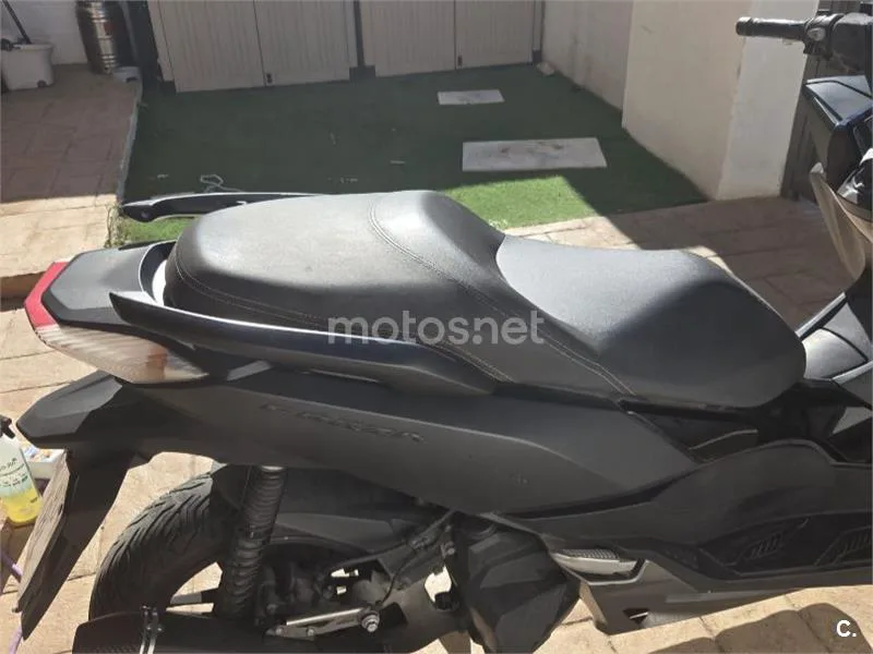 Honda Forza 125 - Vista 9