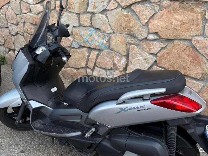 Yamaha XMAX 250 - Vista 11
