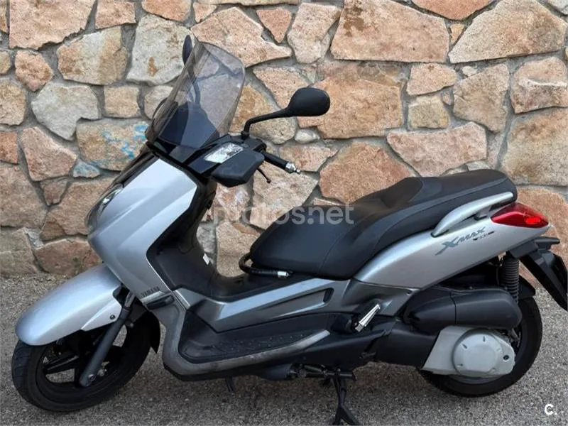 Yamaha XMAX 250 - Vista 9