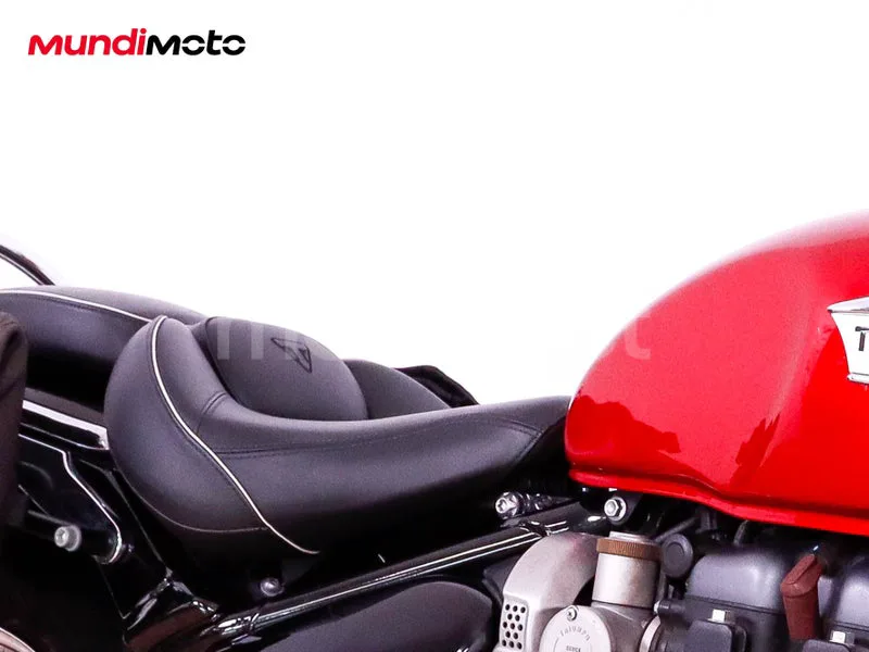 Triumph Bonneville Speedmaster - Vista 23