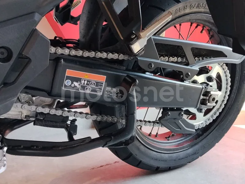 Honda XL750 Transalp - Vista 17