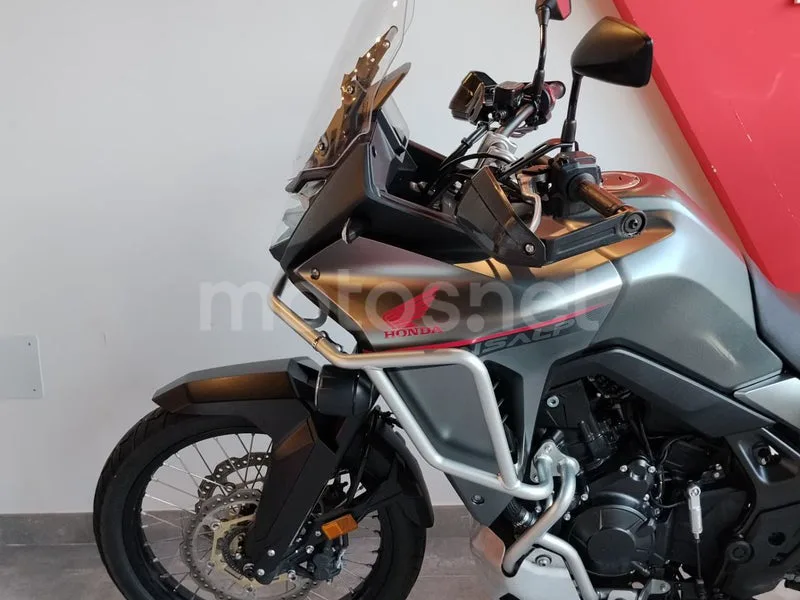 Honda XL750 Transalp - Vista 23