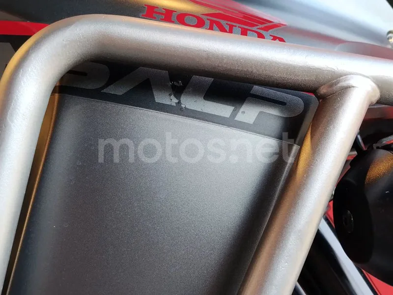 Honda XL750 Transalp - Vista 9