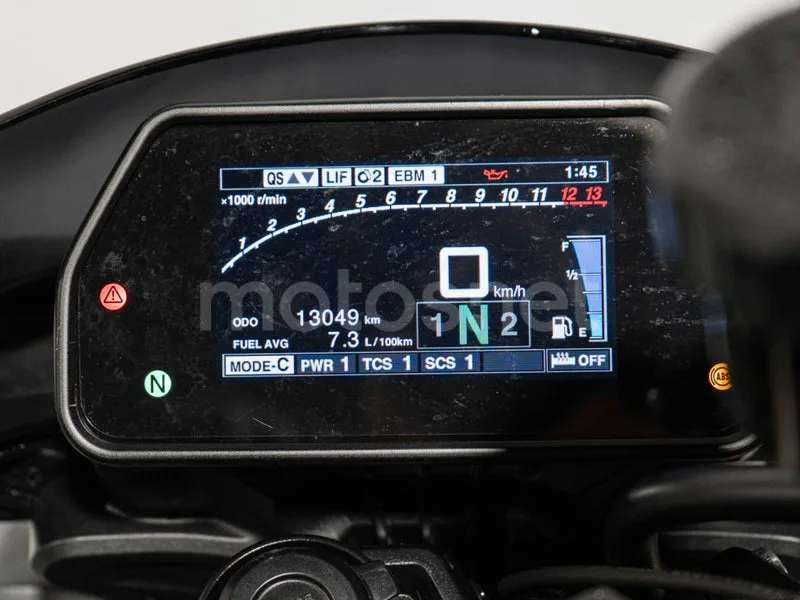 Yamaha MT-10 - Vista 11
