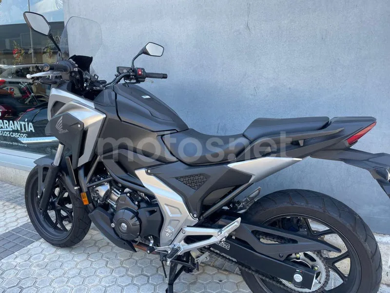 Honda NC750X - Vista 3
