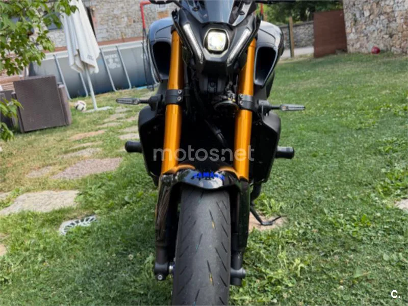 Yamaha MT-09 - Vista 4