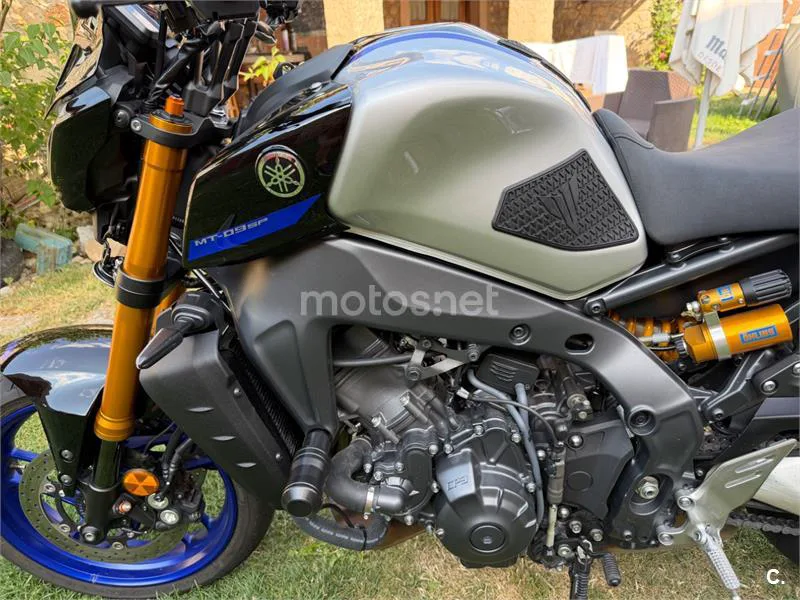 Yamaha MT-09 - Vista 8