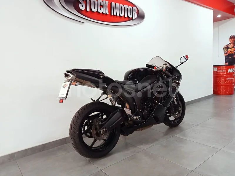 Kawasaki Ninja ZX-6R - Vista 8