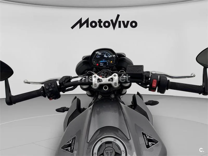 Triumph Street Triple 765 - Vista 11