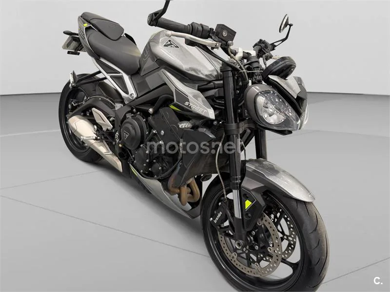 Triumph Street Triple 765 - Vista 3