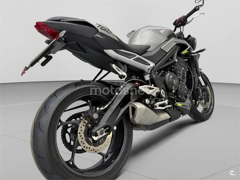 Triumph Street Triple 765 - Vista 8