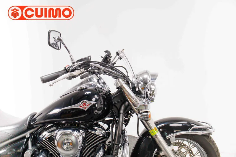 Kawasaki VN900 Classic - Vista 13