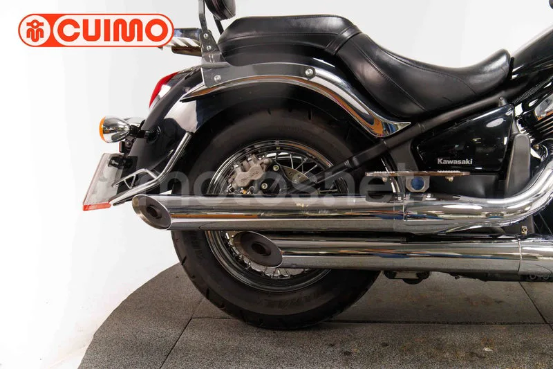 Kawasaki VN900 Classic - Vista 16