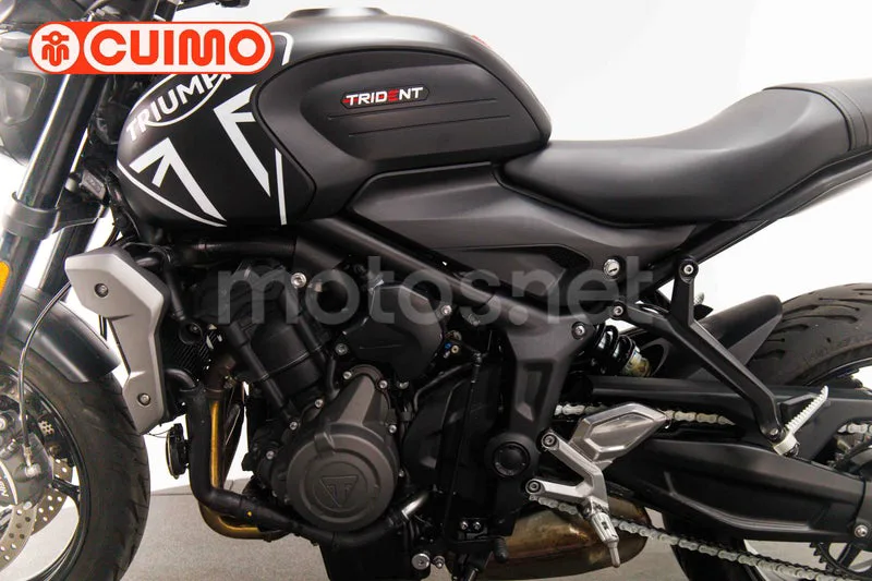 Triumph Trident 660 - Vista 42